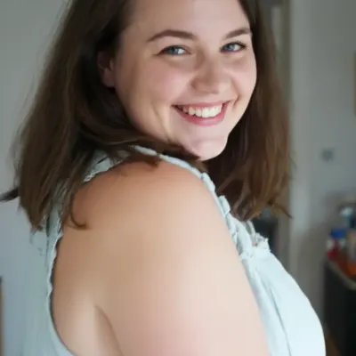 Алиса, 26