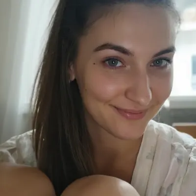 Виолетта, 32
